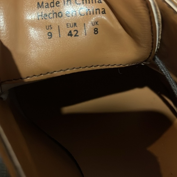 Men’s dress shoes - Picture 3 of 3